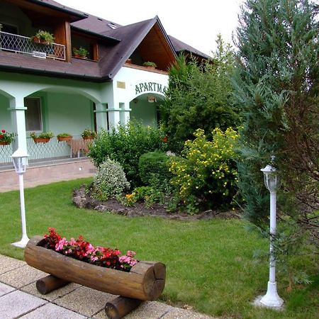 Rajna Apartmanház Bogács Exteriér fotografie