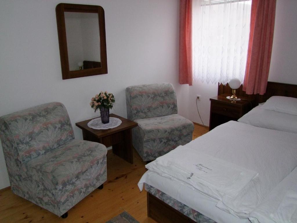 Rajna Apartmanház Bogács Pokoj fotografie